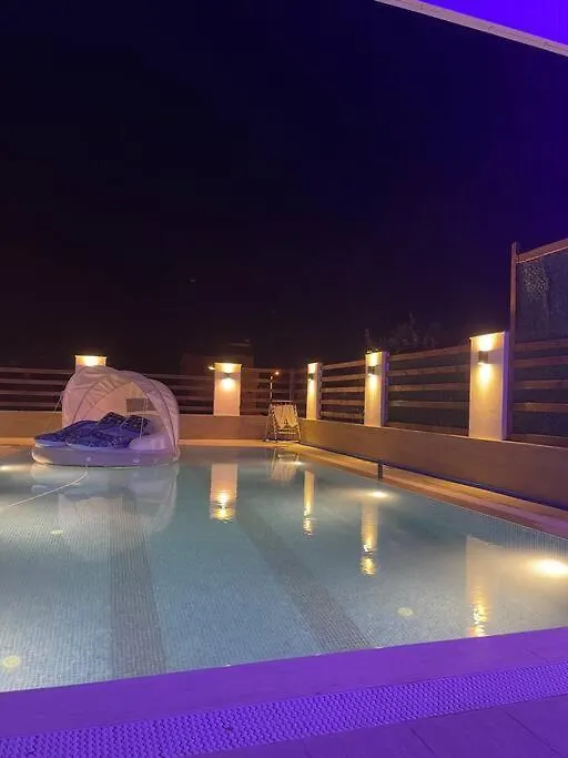White House Villa Candarli